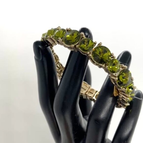 TASHA RHINESTONE STATEMENT BRACELET PERIDOT GREEN MAGNETIC CLOSURE GOLD TONE - Picture 14 of 14
